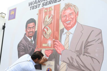 Warne - Murali