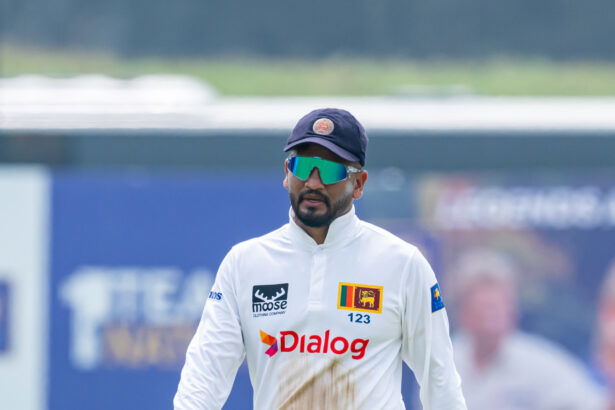 Dimuth karunaratne